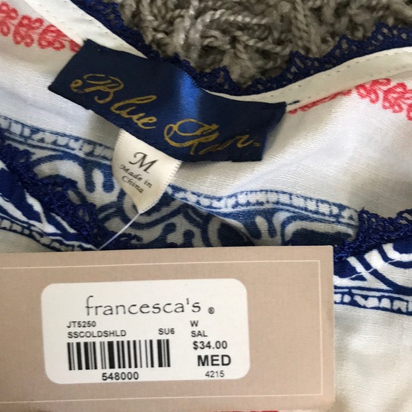 Francesca’s Top - Picture 2 of 3